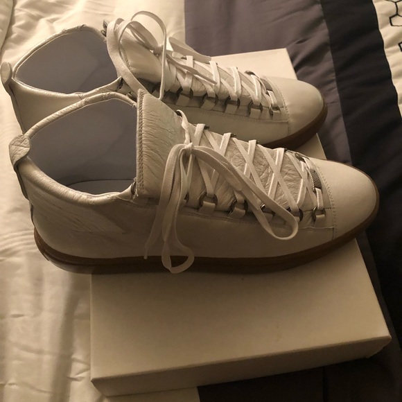 Balenciaga Arena Sneakers - Picture 2 of 3